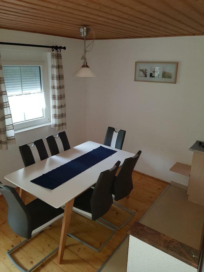 Rozmaring Haz Villa Balatonlelle Exterior photo
